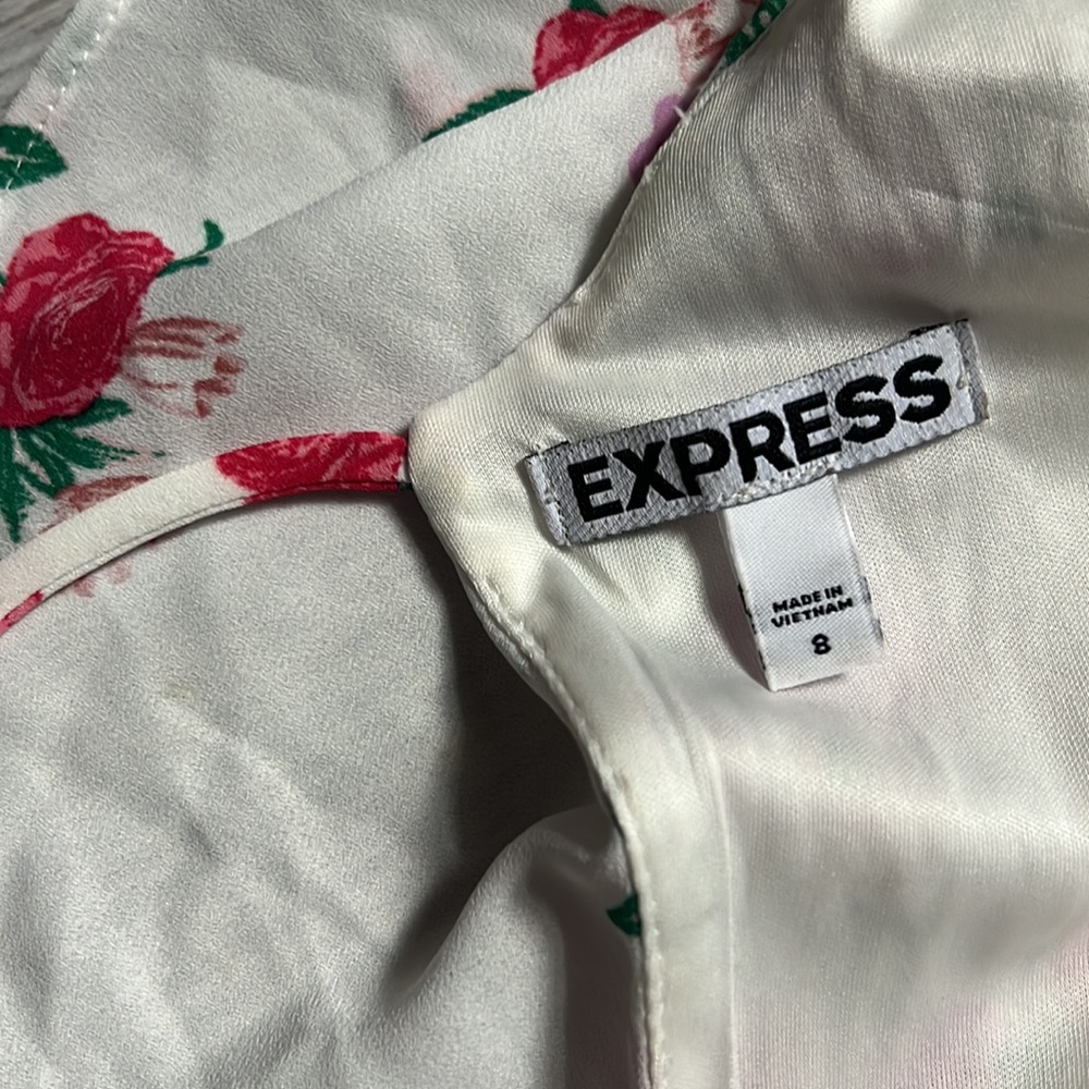 Express Women’s Satin floral dress - Picture 3 of 3